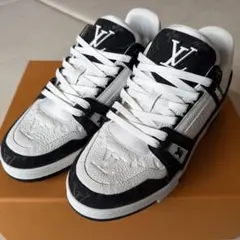 【新品】ルイ・ヴィトンLV トレイナー・ライン スニーカー 25.5cm