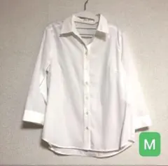 スキッパー襟ストライプシャツ