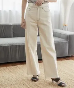 【PUBLIC TOKYO】ハイウエストワイドストレートデニムパンツのサムネイル