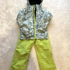 スキーウェア⭐️ 耐水圧20,000mm ・伸縮性4WAYストレッチ