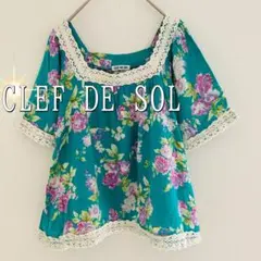 CLEF DE SOL クレドソル　花柄フレアスリーブ五分袖カットソー（L）緑