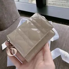 2026年最新】lady dior ロータスウォレット イエローの人気アイテム
