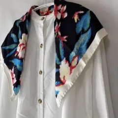BALENCIAGA PARIS 花柄ストール フラワー ブラック ヴィンテージのサムネイル