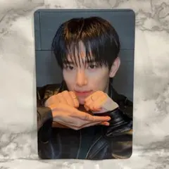 Item thumbnail for item a194fc5d-411e-4a37-89d1-a8f759d2773d