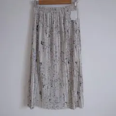 新品 グリーンパークス ペンキ柄プリーツスカート タイトスカートのサムネイル
