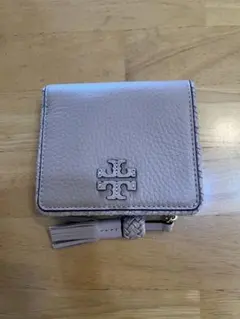 TORY BURCH 二つ折り財布 タッセル付きのサムネイル