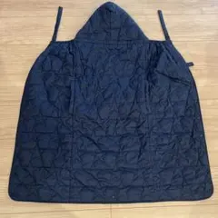 ユニクロ　ライトウォームパデッド2WAYブランケット　防寒ケープ