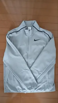 Nike グレー ジップアップジャケット