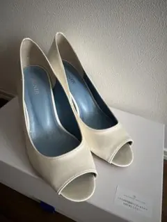 トリートドレッシング ウェディングシューズ ホワイトオープントゥパンプス