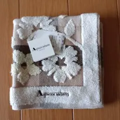 新品未使用　Aquascutum 　タオルハンカチ/ハンドタオルのサムネイル