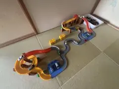 トミカ トミカシステム ベーシックどうろセットとジャンプどうろセット トミカ多数