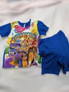 120仮面ライダーガヴ暗闇で光るパジャマ上下セット