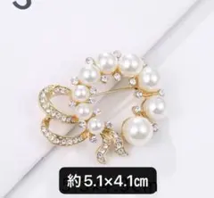 パールブローチ　ゴールドカラー　卒業式式　入学式