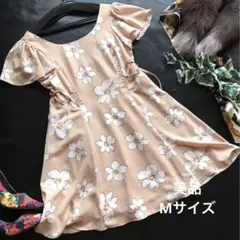 ♡シュープリームララ♡編み上げデザインつき♡花柄ミニワンピース♡美品