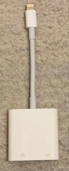 アップル 純正　Apple Lightning-USB 3カメラアダプタ