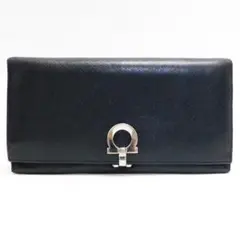 美品 Ferragamo フェラガモ 二つ折り長財布 黒 ガンチーニ イタリア製のサムネイル