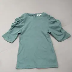 earth music&ecology パフスリーブTシャツ グリーン