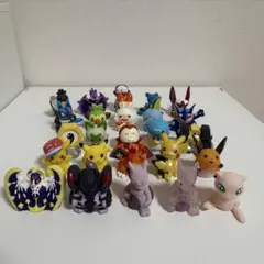 ポケモン指人形 45+11体セット 伝説 幻 初代御三家 - メルカリ