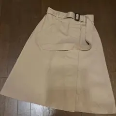 コントワーデコトニエ ベージュ ベルト付き Aラインスカートのサムネイル