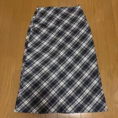 SHEIN チェック柄スリット入りタイトスカートのサムネイル