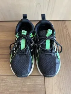 キッズ　ジュニア　21センチ　adidas アディダス スニーカー