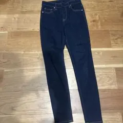 無印良品 スキニーデニムパンツ W23 L28のサムネイル