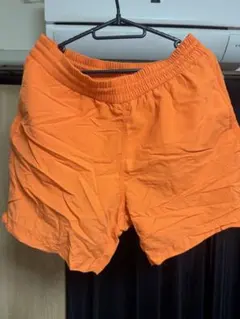 Carhartt WIP ショートパンツ オレンジのサムネイル