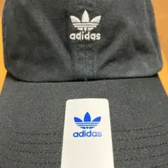 新品タグ付き　adidas originals レディースキャップ 黒 ミニロゴ