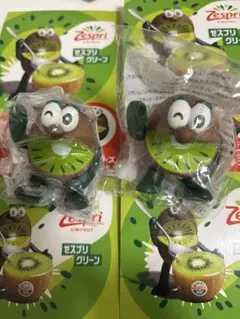 ゼスプリ　キウイブラザーズ フィギュア 2体セット