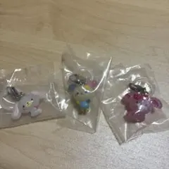 サンリオキャラクターズ　ゆるっとめじるしアクセサリー　３点セット