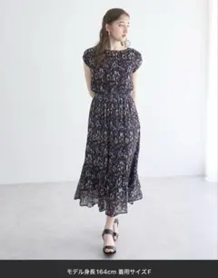 【完売商品】 YECCA VECCA フラワー柄プリーツワンピース　秋ワンピース