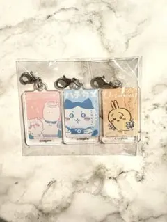 ちいかわ遊園地　3連アクリルキーホルダー
