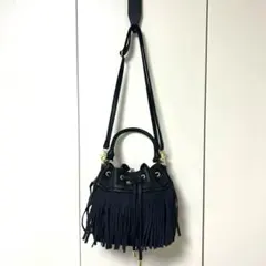 Beaureビュレ　ダークネイビー　ショルダーバッグ　フリンジ付き　巾着型　本革