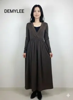 美品 DEMYLEE ニットドレスワンピースのサムネイル