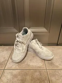 NIKE AIR FORCE 1 フライニット ホワイト
