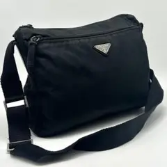 未使用級　プラダ　カメラバッグ　ショルダーバッグ 関税負担なし☆PRADA プラダ ロゴ レザー カメラ バッグ (PRADA