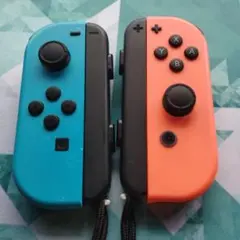 ジョイコン　ストラップセット　ネオンブルー＆ネオンレッド