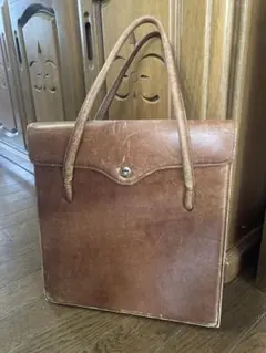 Item thumbnail for item 1b28bbe2-ffd2-4595-94ca-6998f721f8a3