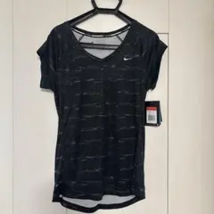 新品未使用NIKEランニングウェアレディースL　DRI-FITのサムネイル