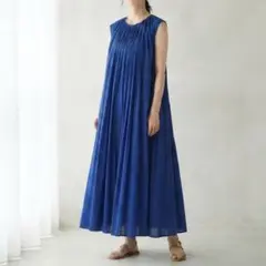 美品 HERITANOVUM ヘリタノーム マキシ丈ノースリーブワンピース 青