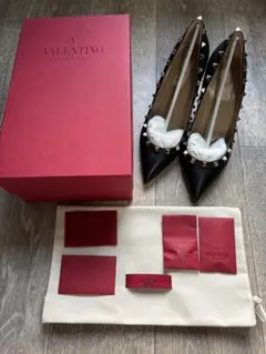 【試し履きのみ】VALENTINO レザーロックスタッズパンプス38サイズ