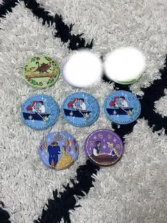 ディズニー　刺繍缶バッジ　4個セット