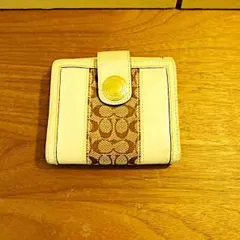 ☆COACH／コーチ シグネチャー二つ折り財布☆