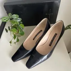 BOUTIQUE OSAKI パンプス ブラック美品のサムネイル