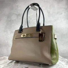 ✨美品✨コーチ　ハンドバッグ　肩かけ　スワッガー　レザー　カラーブロック