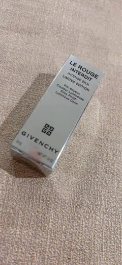 GIVENCHY LE ROUGE INTERDIT 限定版のサムネイル