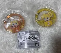初音ミク　カプセルアクリルカラビナ