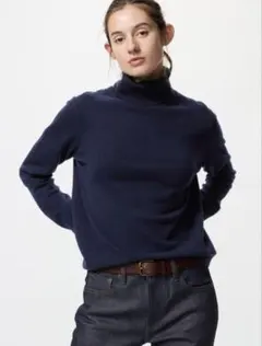 UNIQLO カシミヤセーター　ネイビー
