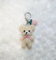 あみぐるみ くまキーホルダー712 - メルカリ