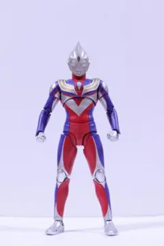 真骨彫　ウルトラマンティガ
